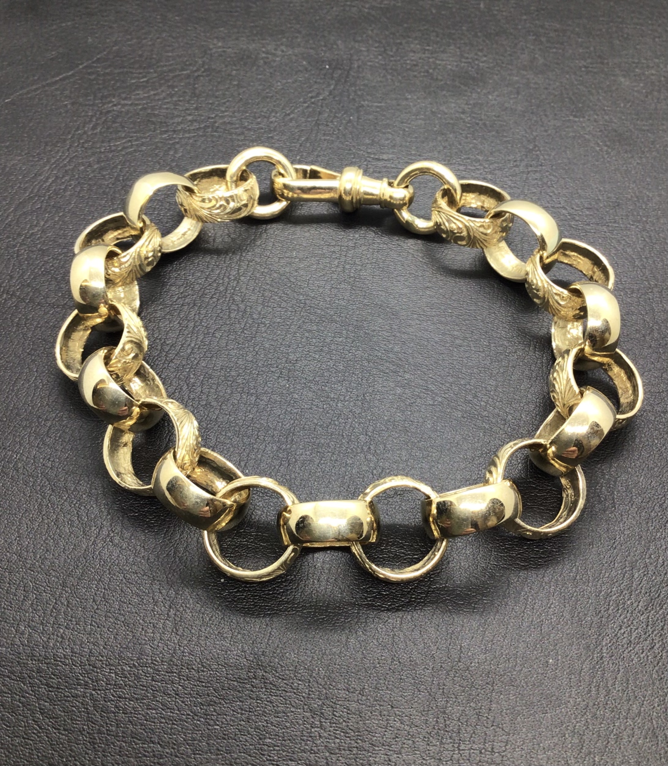 Birthstone Identity Belcher Bracelet in 9ct Gold — The Jewel Shop
